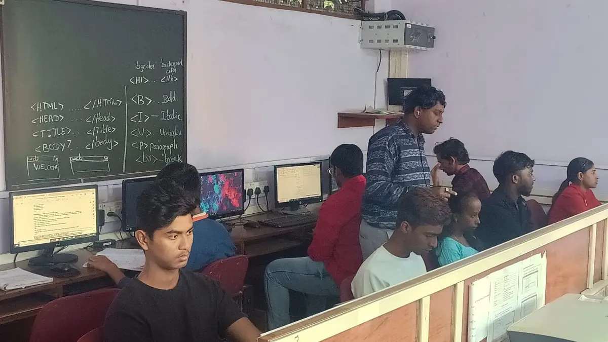 Abhay Shikshan Kendra Rajarshri Shahu College of Arts Commerce & Science Jogalekar Wadi Sion East Mumbai: campus photo 7