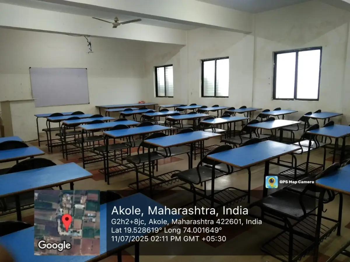 Abhinav Education Society'S Abhinav College of Science: campus photo 2