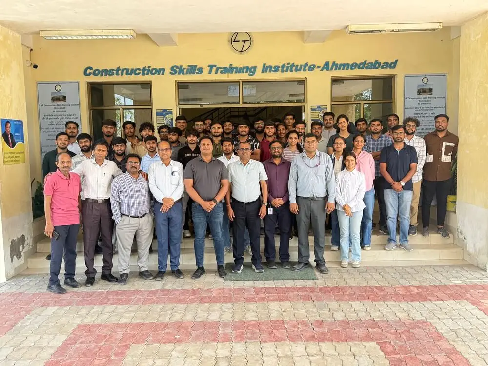Adani University: campus photo 3
