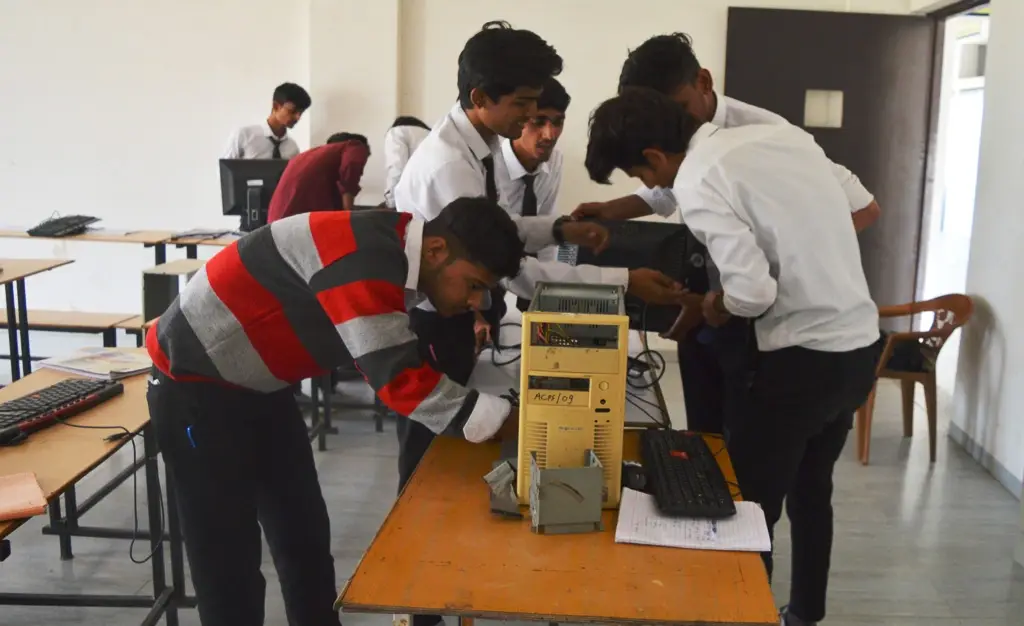 Adarsh College of Professional Studies campus photo 3