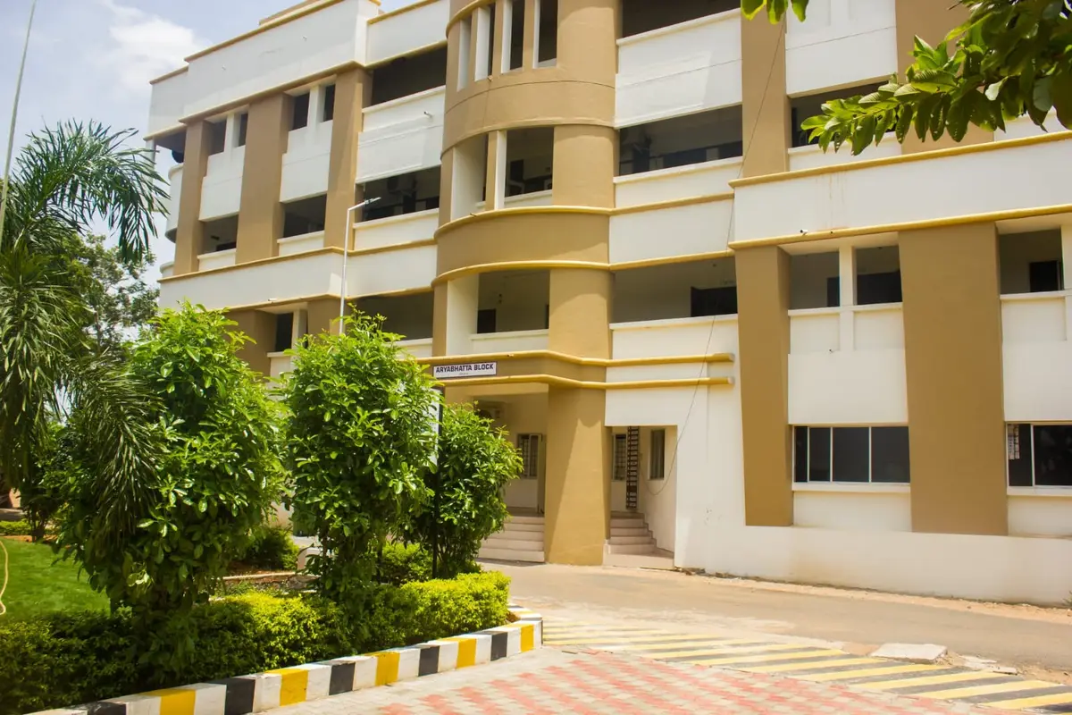 Adhi College of Engineering and Technology: campus photo 7