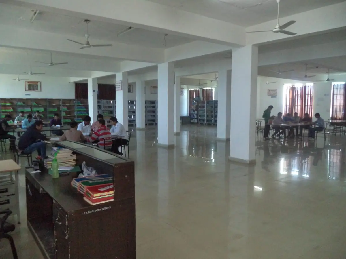 Aerp-Itm Polytechnic: campus photo 8