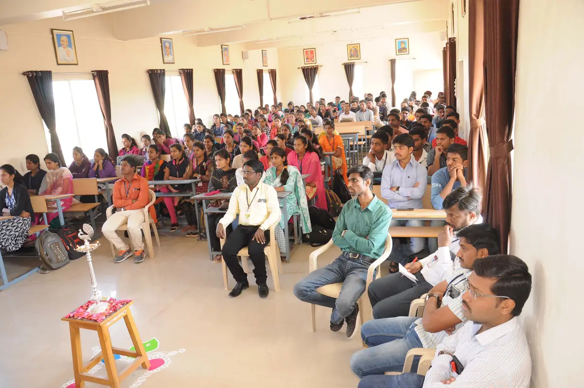 Ahmednagar Jilha Maratha Vidya Prasarak Samaj'S Janata Arts and Science College, Ruichhattisi: campus photo 3
