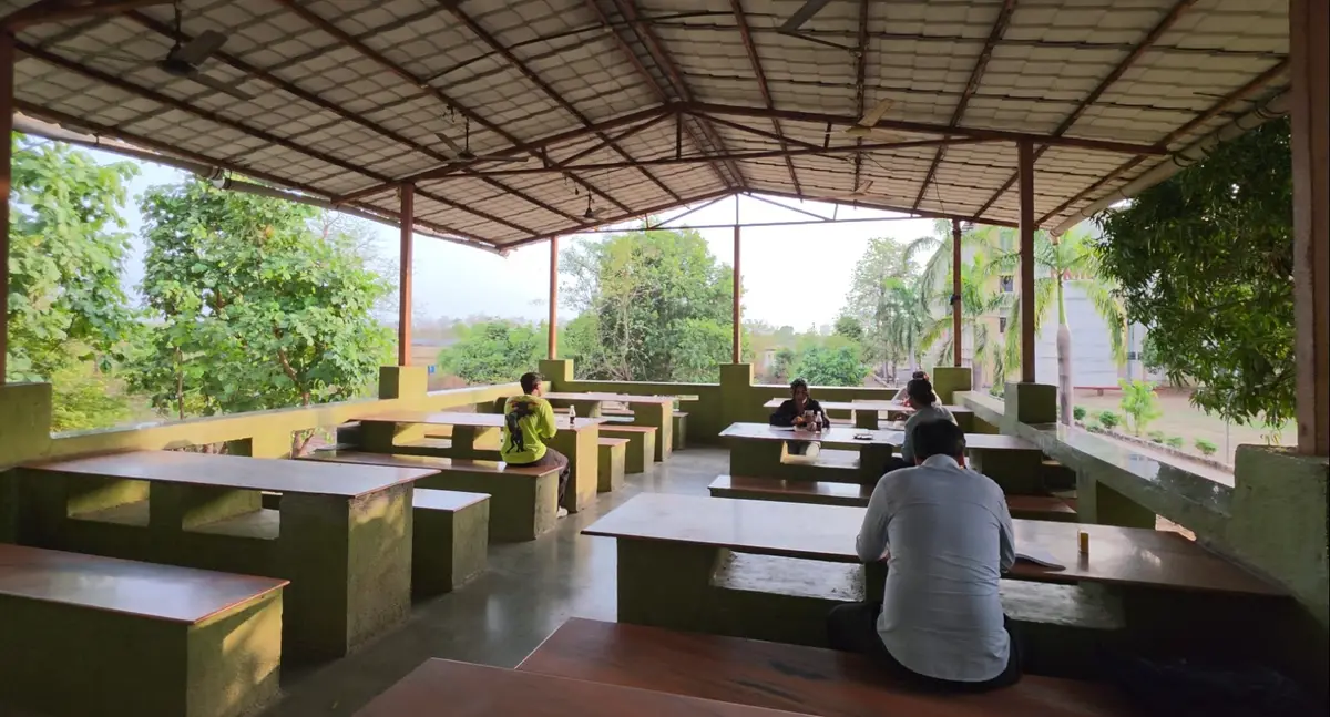 Alamuri Ratnamala Institute of Engineering and Technology: campus photo 4
