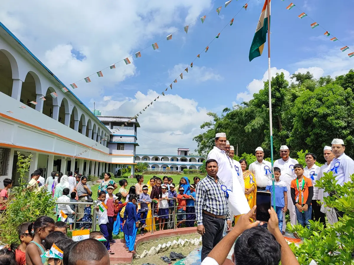 Alhaj Naimuddin Shahidi College campus photo 6
