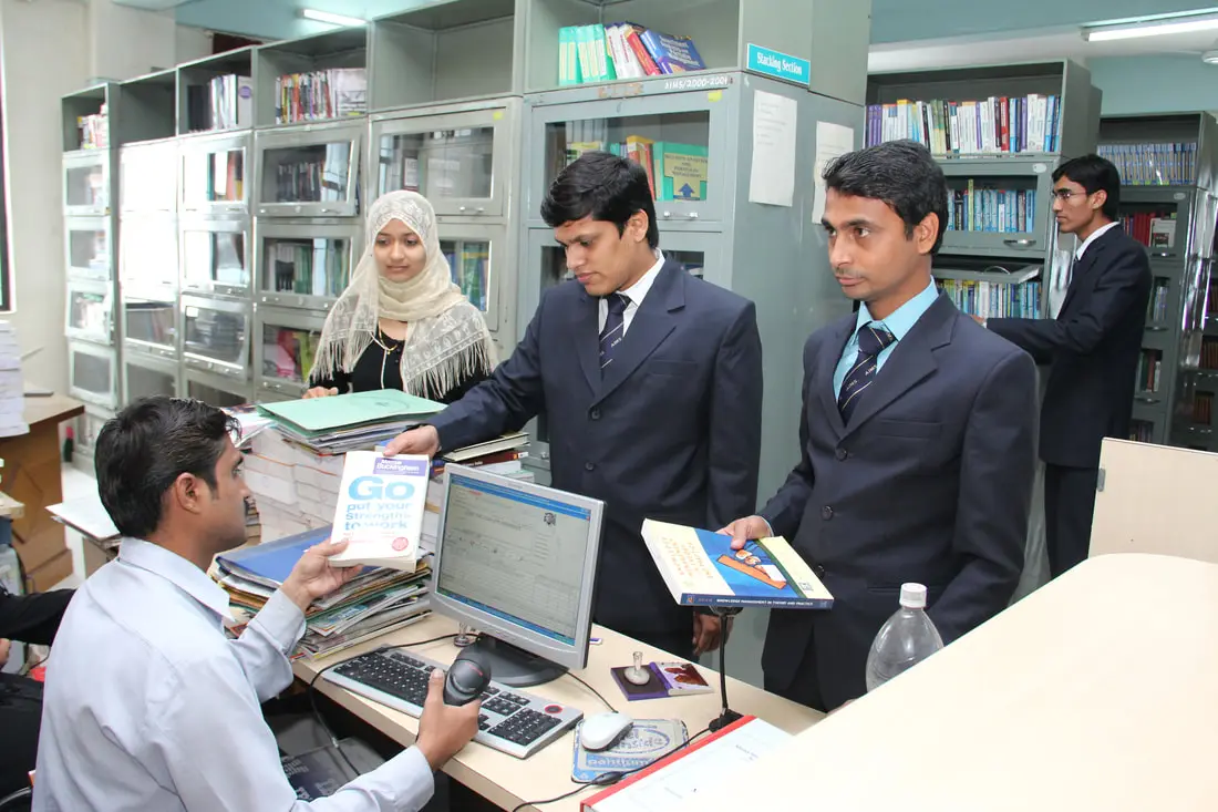 AIOMS campus photo 6