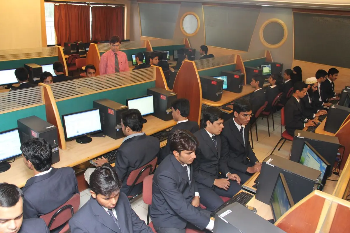 AIOMS campus photo 4