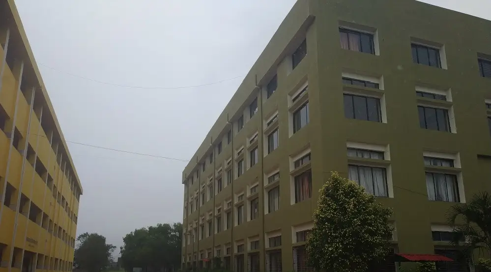 Amruta Vaishnavi Education and Welfare Trust's Shatabdi Institute of Engineering and Research campus photo 6