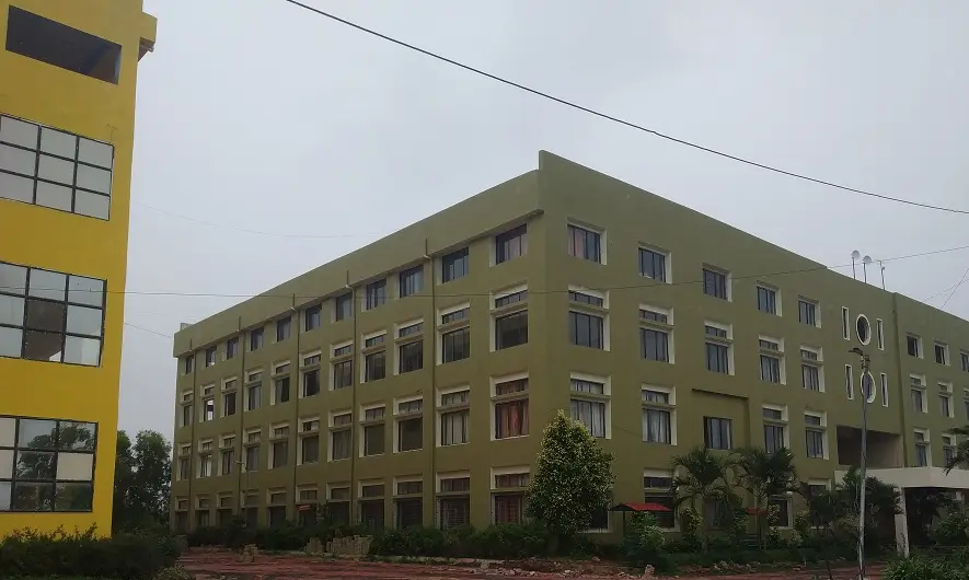 Amruta Vaishnavi Education and Welfare Trust's Shatabdi Institute of Engineering and Research campus photo 5