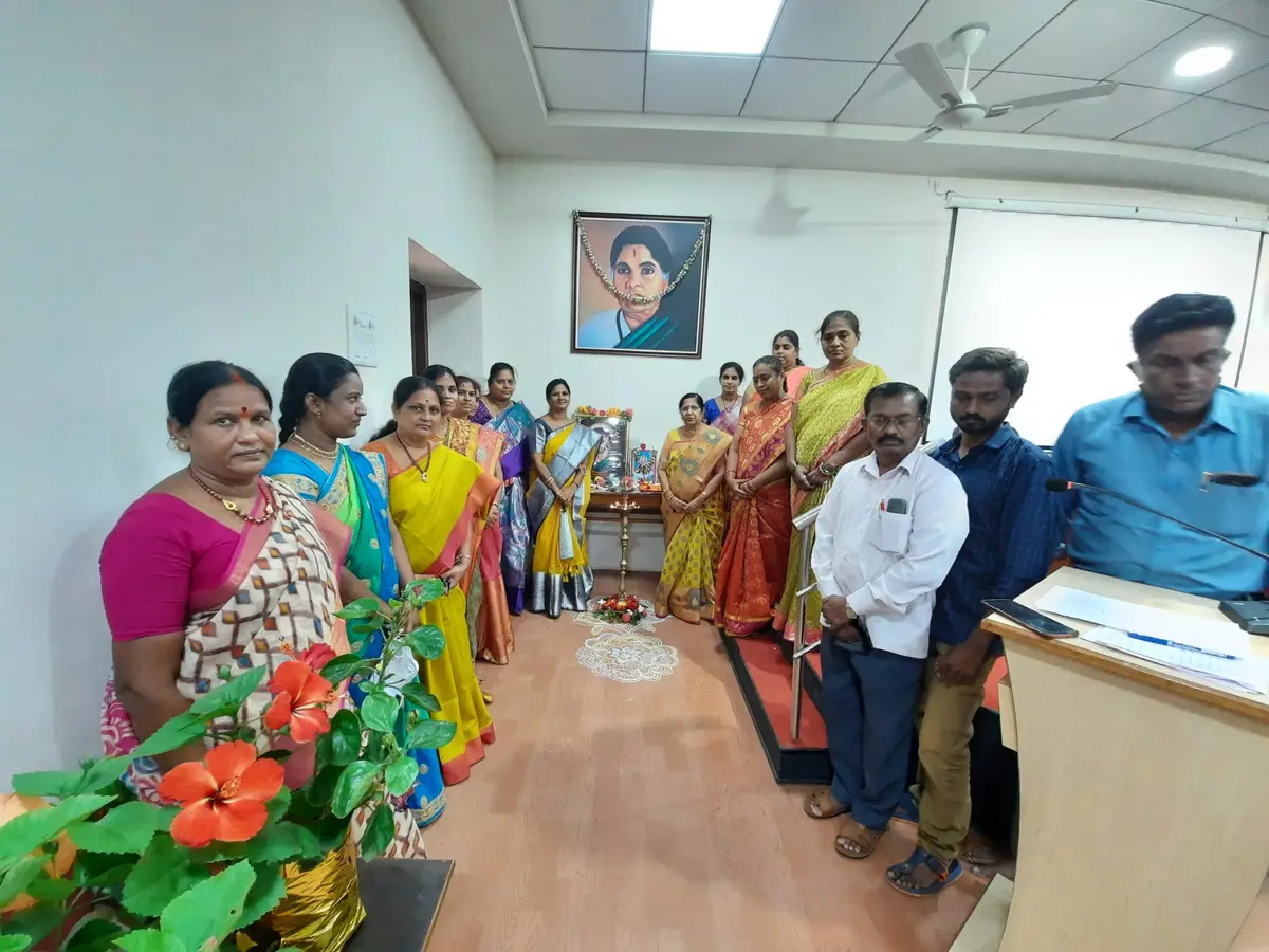 Andhra Mahila Sabha College of Teacher Education campus photo 4