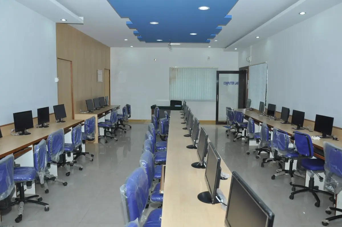 Anjuman B.B.A College: campus photo 6