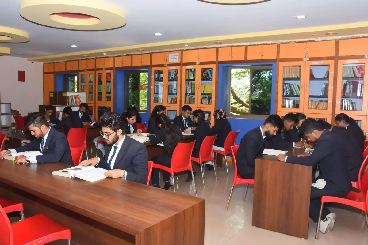 Anjuman B.B.A College: campus photo 2