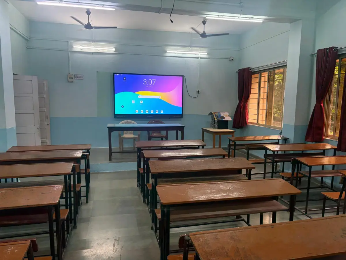Annasaheb Vartak College of Arts Kedarnath Malhotra College of Commerce and E S Andrades College of campus photo 1