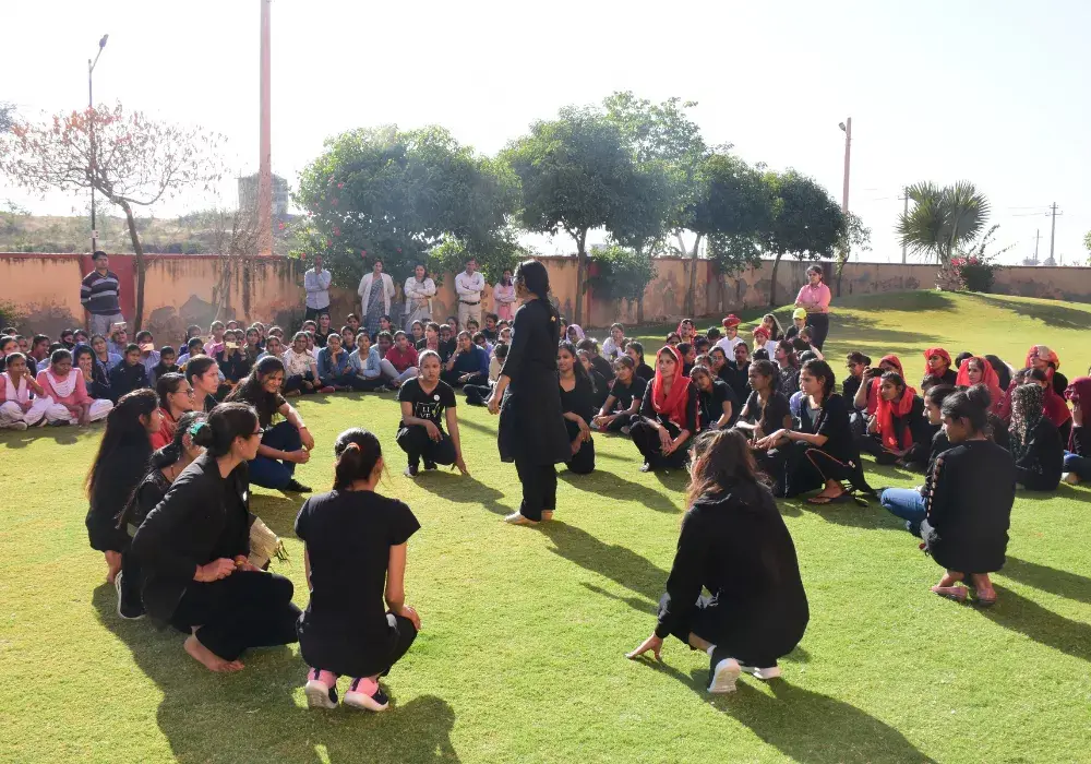 Anuradha Mahila Shikshak Prashikshan Mahavi. campus photo 6