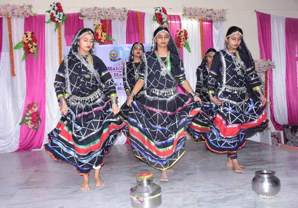 Anuradha Mahila Shikshak Prashikshan Mahavi. campus photo 8