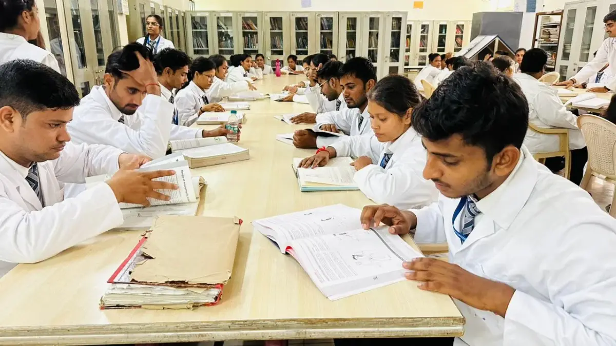 Apex College of Nursing and Apex Paramedical Institute campus photo 1