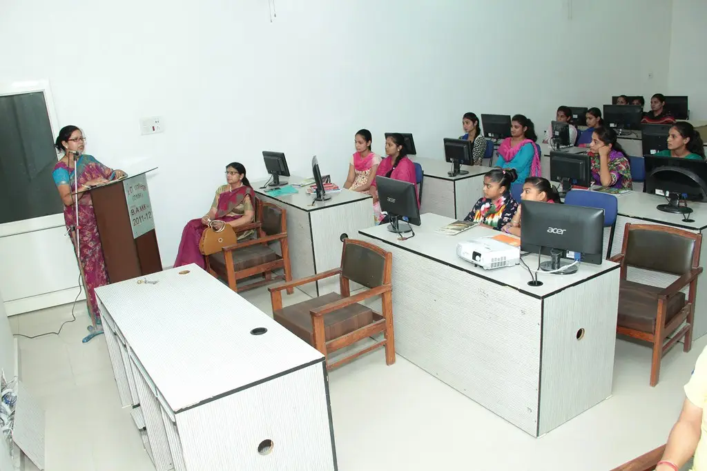 Arjan Dass College: campus photo 6