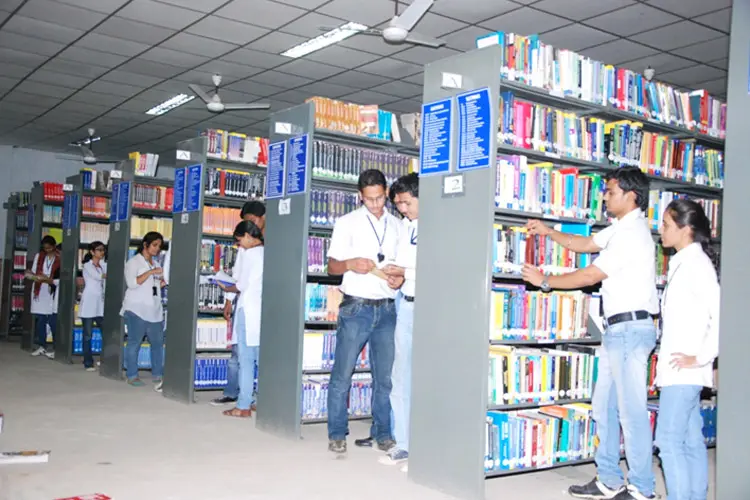 Aurora’s Scientific-Technological & Research Academy: campus photo 2