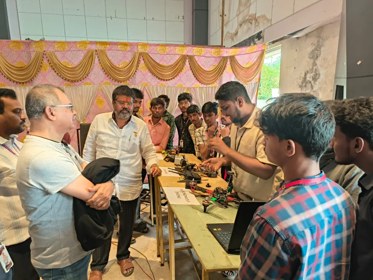 Avanthi's PG & Research Academy: campus photo 1