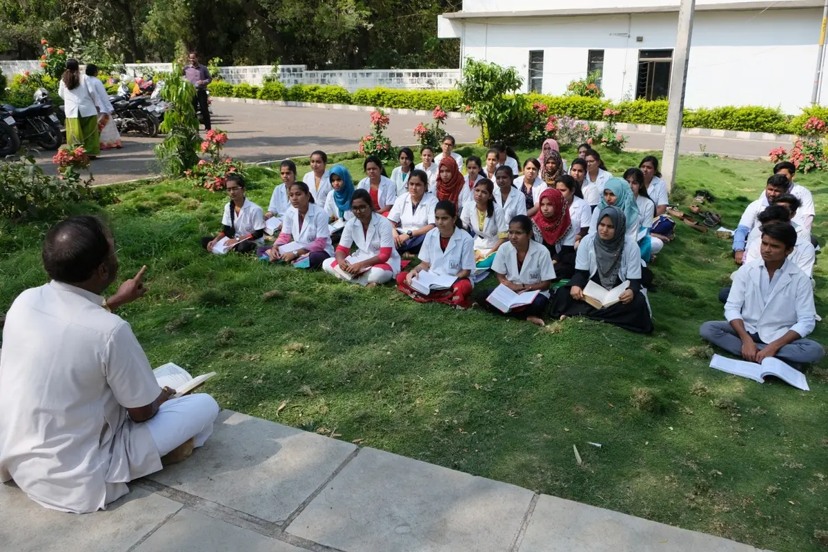 AVS Ayurvedic Medical College: campus photo 2