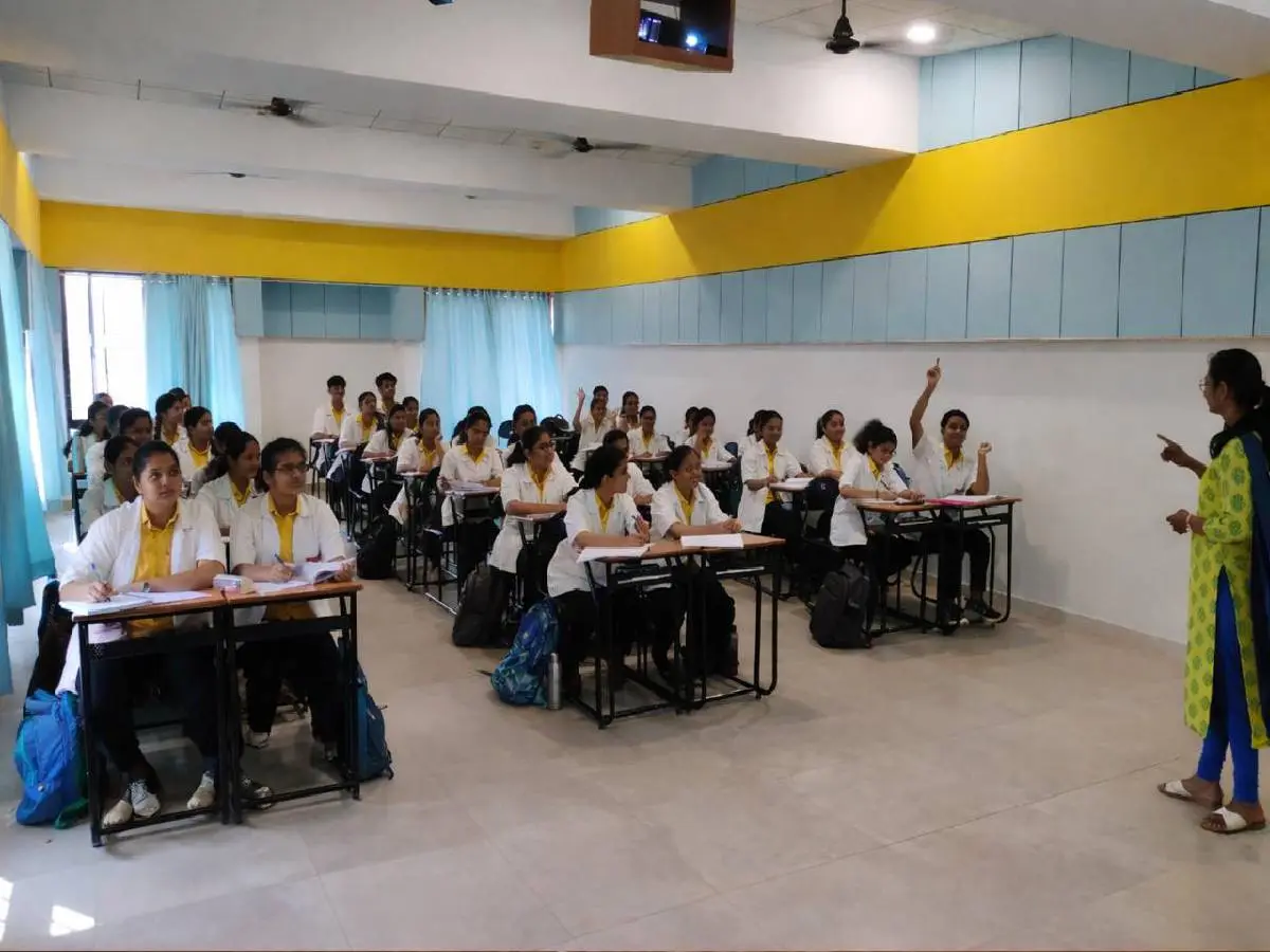 B.K.L. Walawalkar College of Physiotherapy campus
