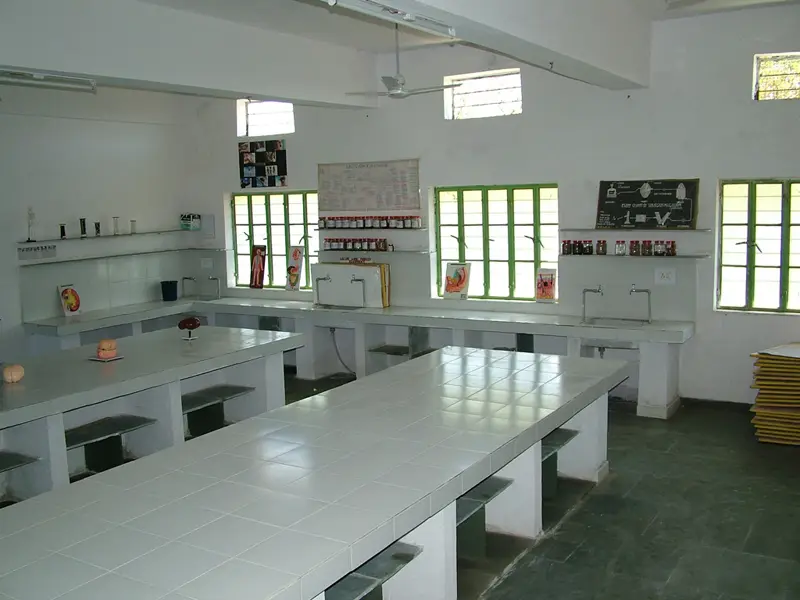 B.N. Girls College campus photo 1