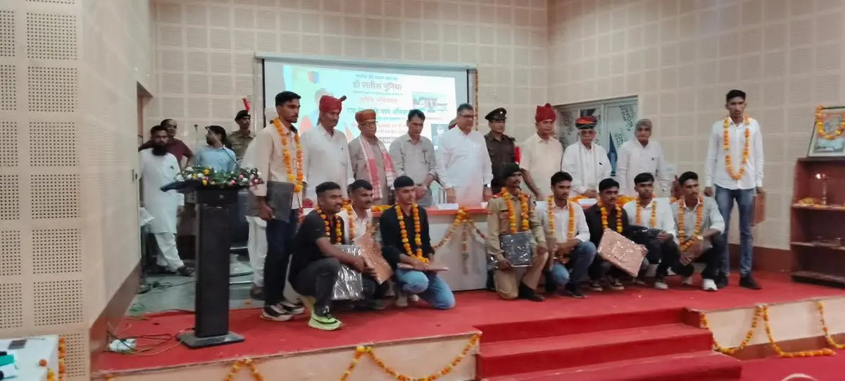 B R Mirdha Government College: campus photo 1