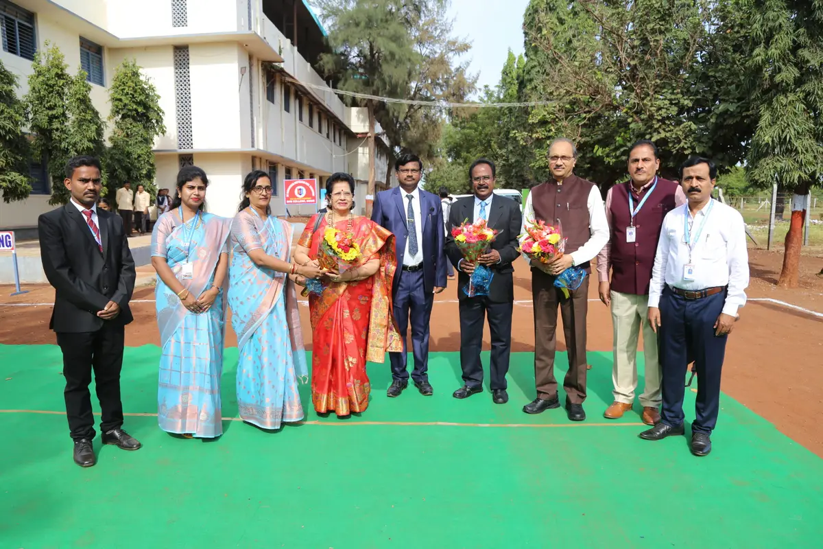 B203 B.V.Bhoomaraddi College of Arts, Science and Commerce campus photo 3