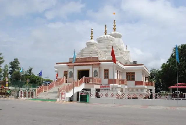Babu Banarasi Das Engineering College: campus photo 7