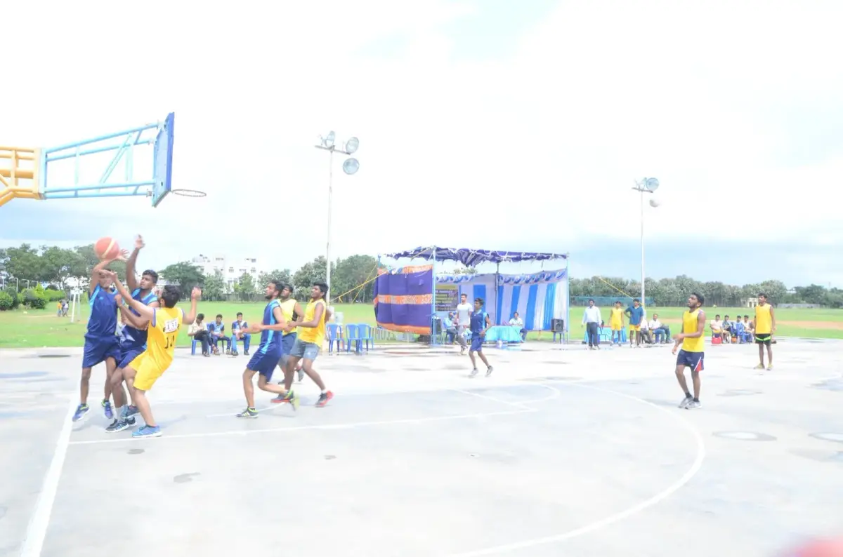 Bapuji Institute of Hi-tech Education: campus photo 2