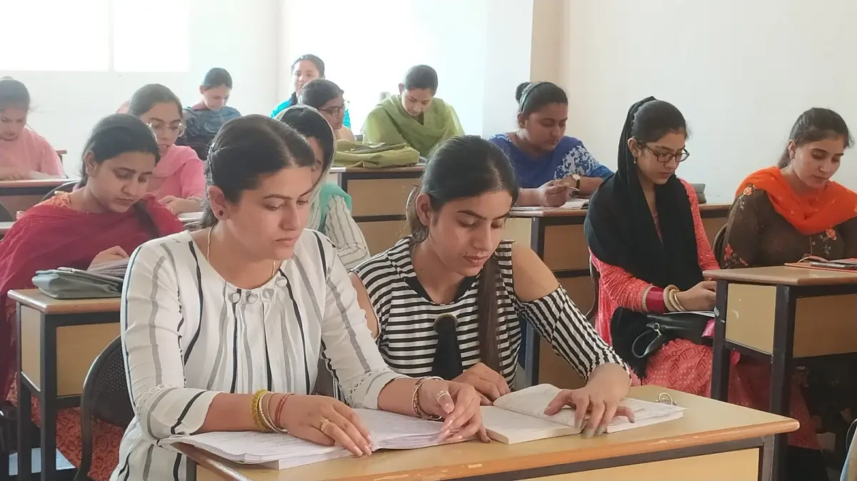 Batala College of Education campus photo 2