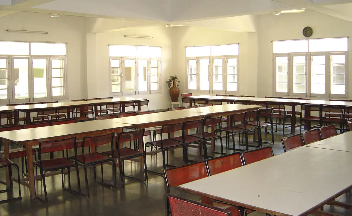 BBK DAV College for Women: campus photo 3