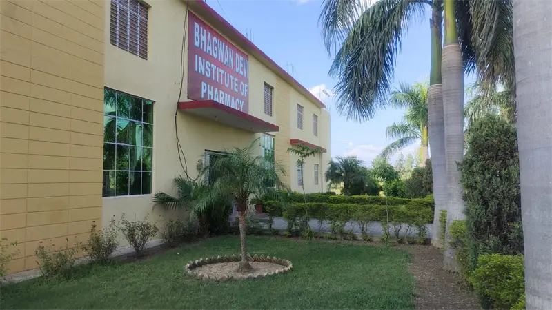 Bhagwan Devi Institute of Pharmacy: campus photo 2