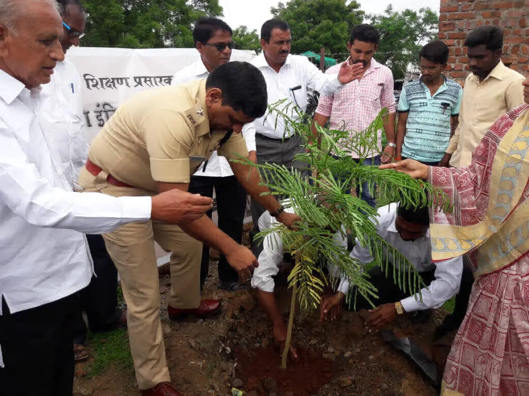 Bhagwan Shikshan Prasarak Mandal's Rashtramata Indira Gandhi Arts, Commerce & Science College: campus photo 2