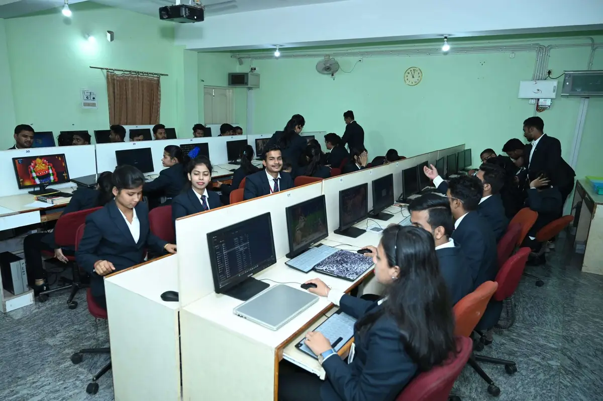 Bhavan?s Centre for Communication and Management: campus photo 3