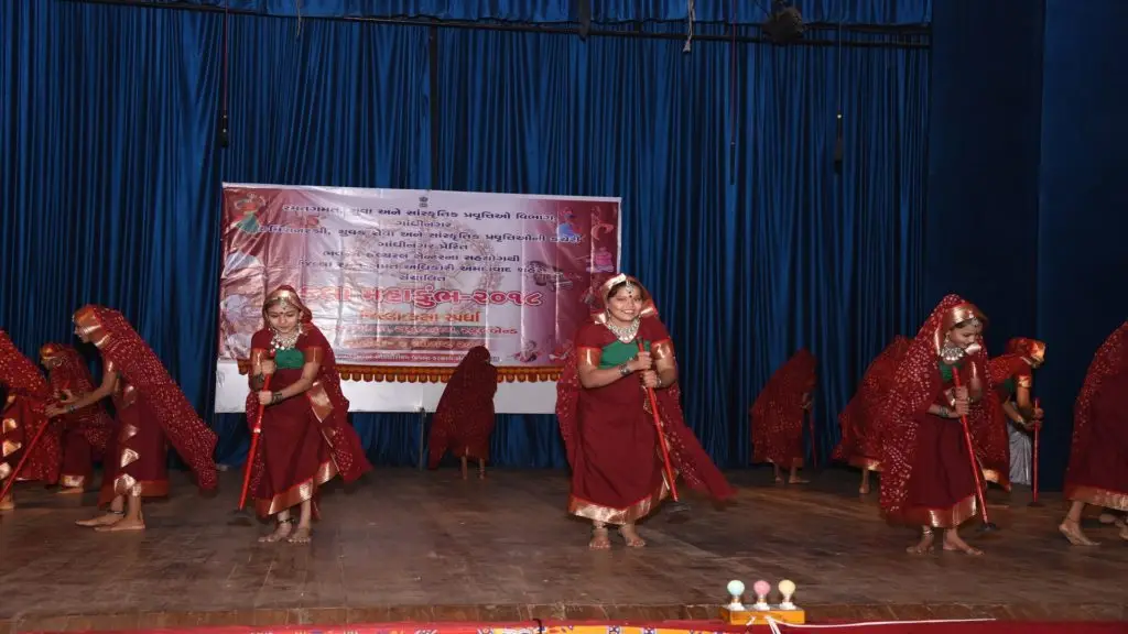 Bhavans Centre for Inter Disciplinary Studies, Ahmedabad: campus photo 2