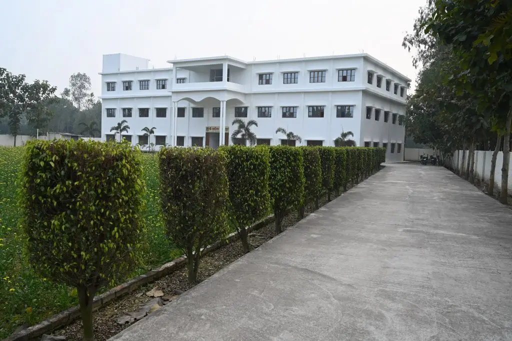 Bhavdiya Medical College and Institute of Nursing Ayodhya: campus photo 6