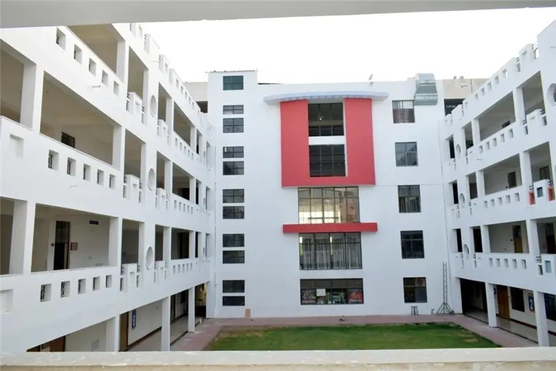 Bahrtiya Institute of Engineering and Technology (BIET): campus photo 2