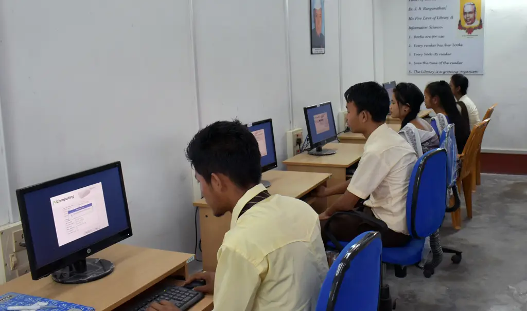 Bijni College: campus photo 2