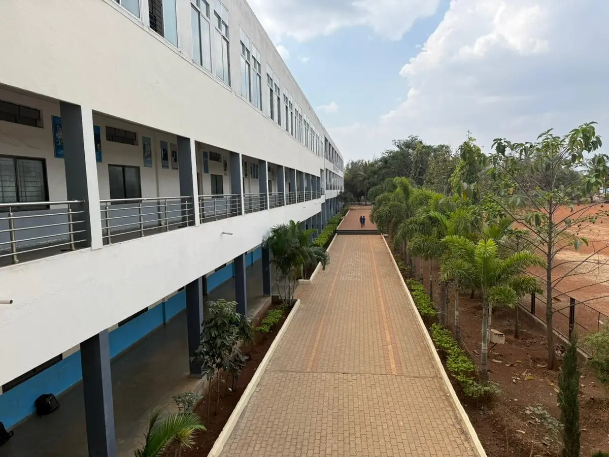 Bipin Chikkatti Degree: campus photo 3