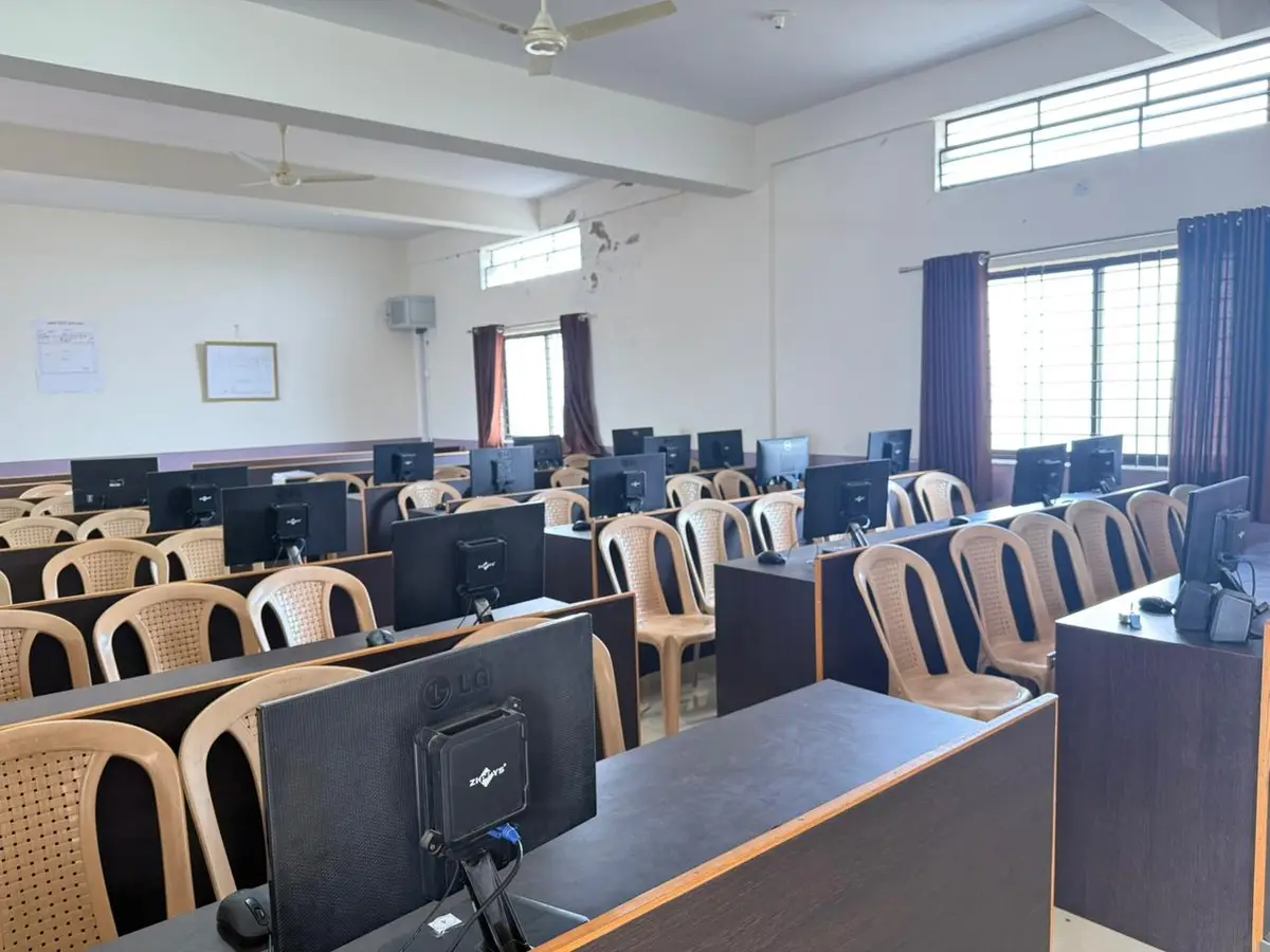 Bipin Chikkatti Degree: campus photo 7