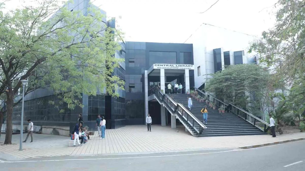 BLDEAs V.P. Dr. P.G. Halakatti College of Engineering and Technology campus photo 2