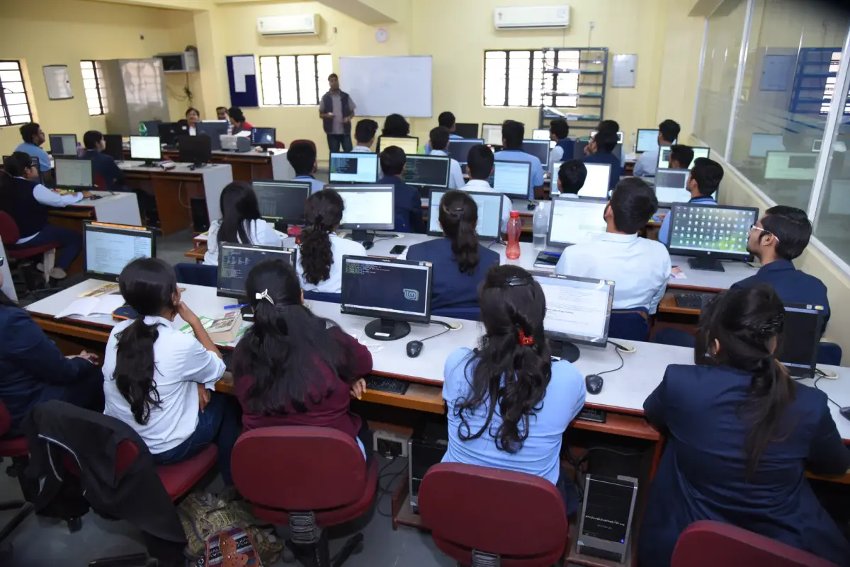 B.P. Poddar Institute of Management and Technology: campus photo 3