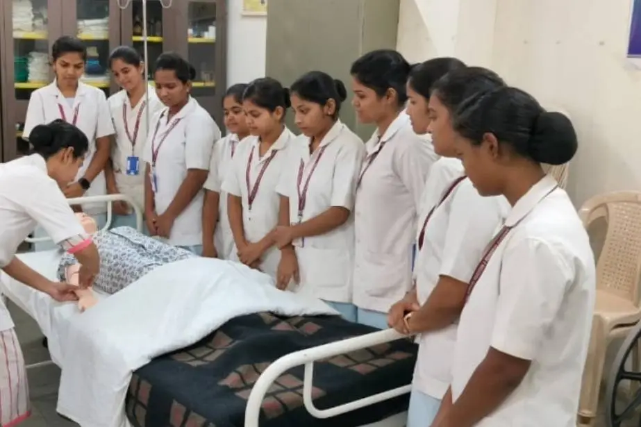 Br. Nath Pai Shikshan Sansthas Br. Nath Pai College of B.Sc. Nursing: campus photo 6