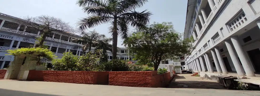 Brahmanand P.G. College: campus photo 1