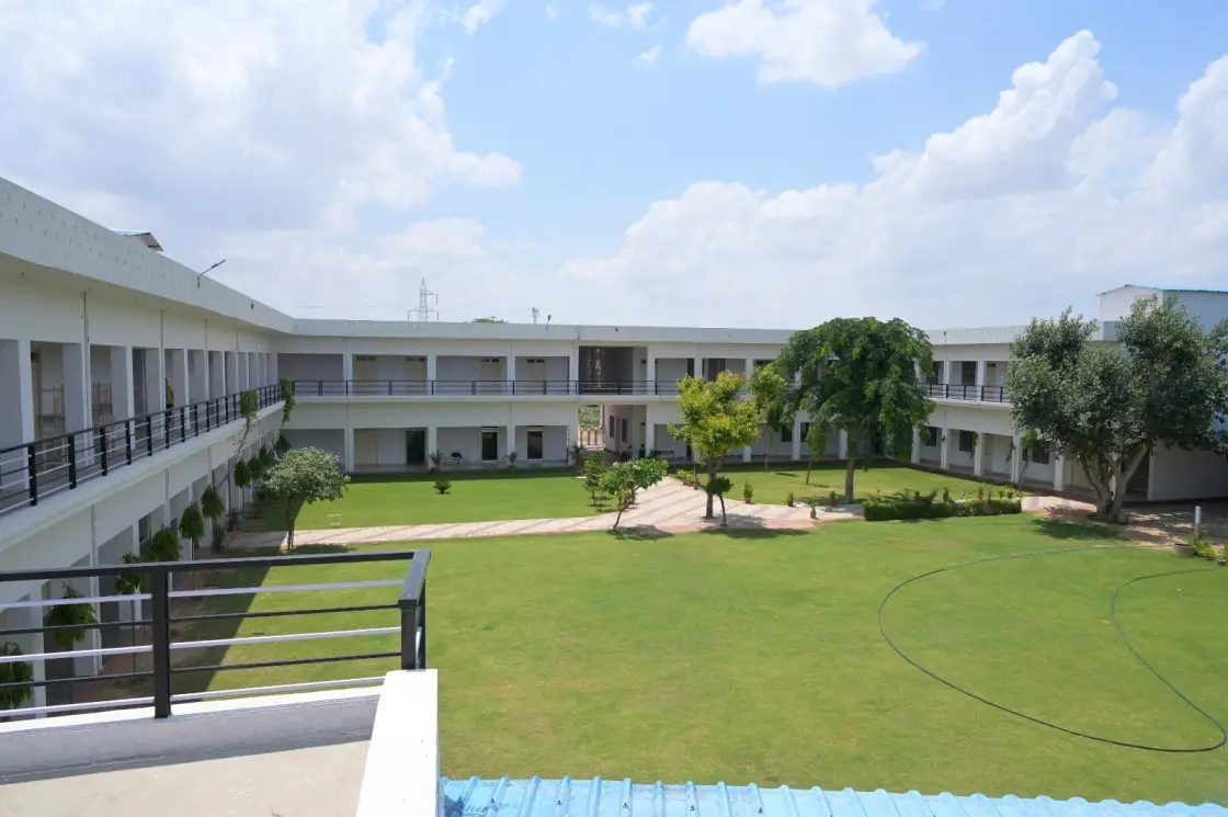 Bright Moon Girls P.G. College: campus photo 1