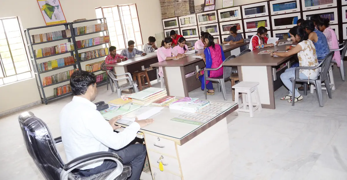 BS Memorial College: campus photo 4