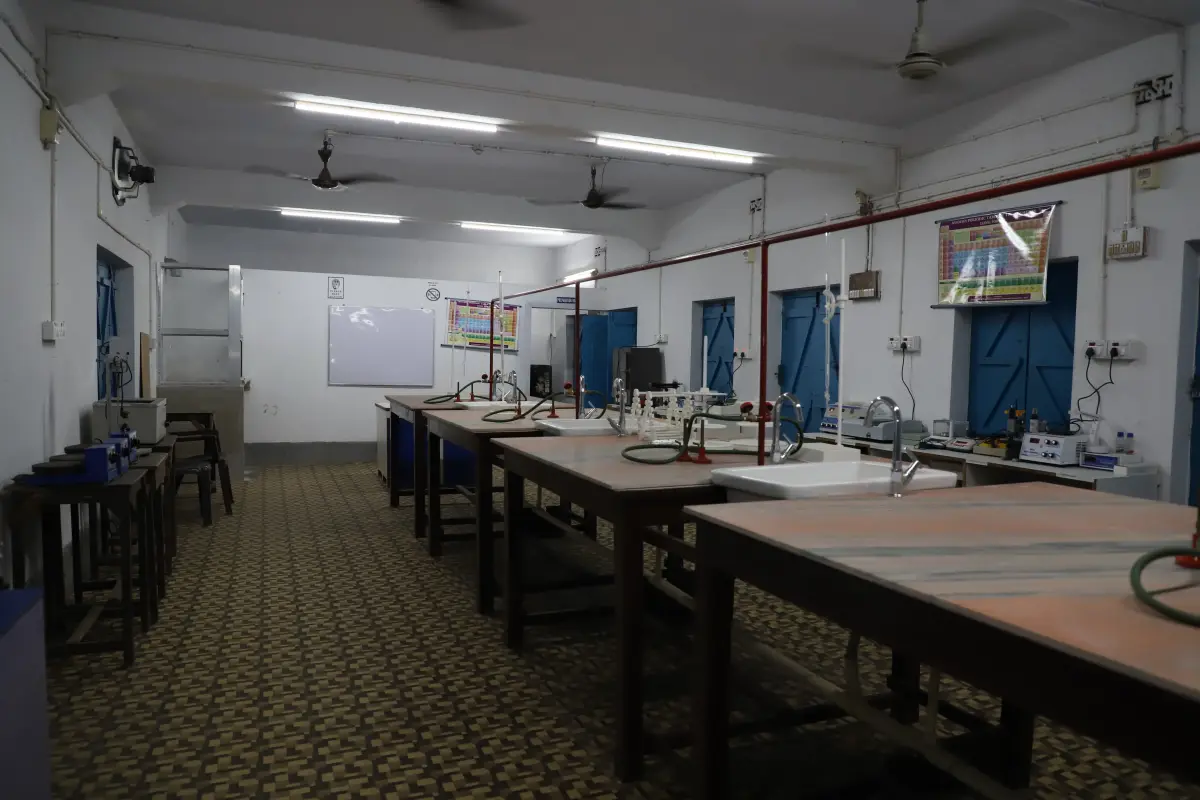 Burdwan Institute of Pharmacy campus