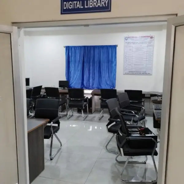 CC-6M campus photo 6