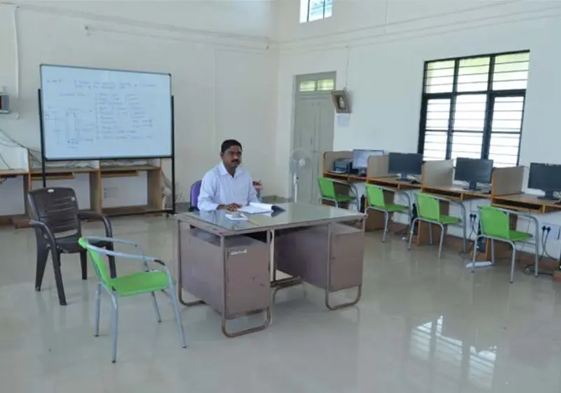 C.V.Charantimath Rural Polytechnic: campus photo 3